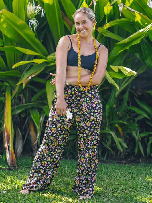 Hibiscus Dream Beach Pant | Hurley Black Floral Cover Ups