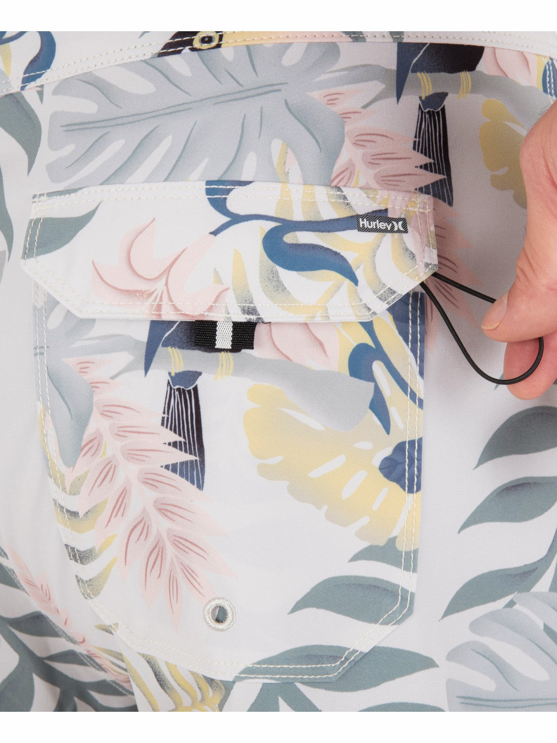 Phantom Eco Block Party Engineered Boardshort 18" | Hurley Bone Boardshorts