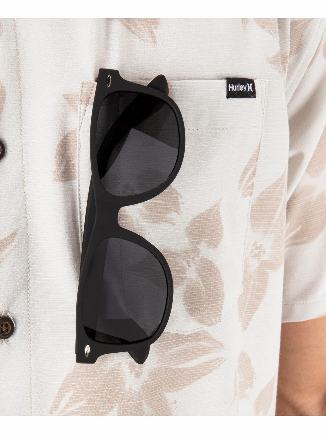 Newport Stretch Short Sleeve | Hurley Bone Button Downs