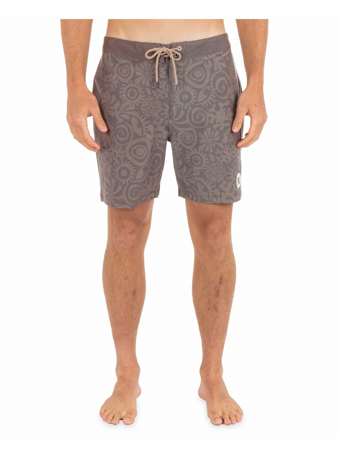 Phantom Naturals Tailgate 18" | Hurley Espresso Boardshorts