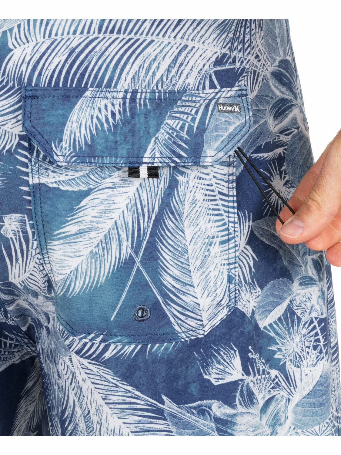 Phantom Eco Block Party Engineered 18" | Hurley Submarine Boardshorts