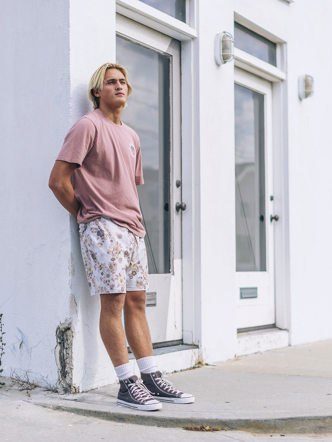 Phantom Naturals Tailgate 18" | Hurley Bone Boardshorts