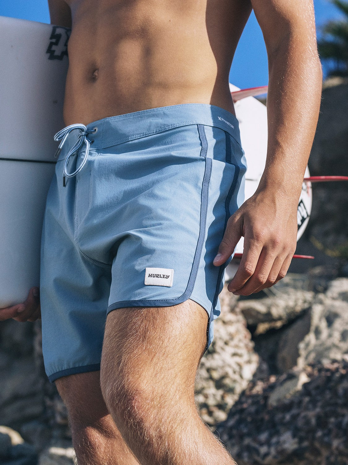 Phantom Naturals Scallop Panel 17" | Hurley Worker Blue Boardshorts
