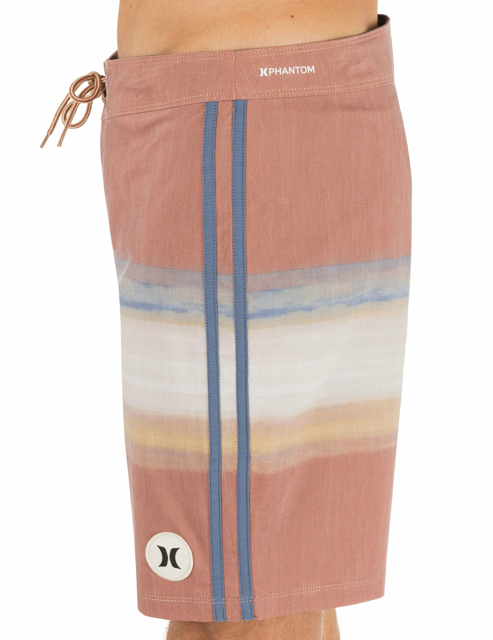 Phantom Naturals Tailgate 18" | Hurley BRUSHFIRE Boardshorts