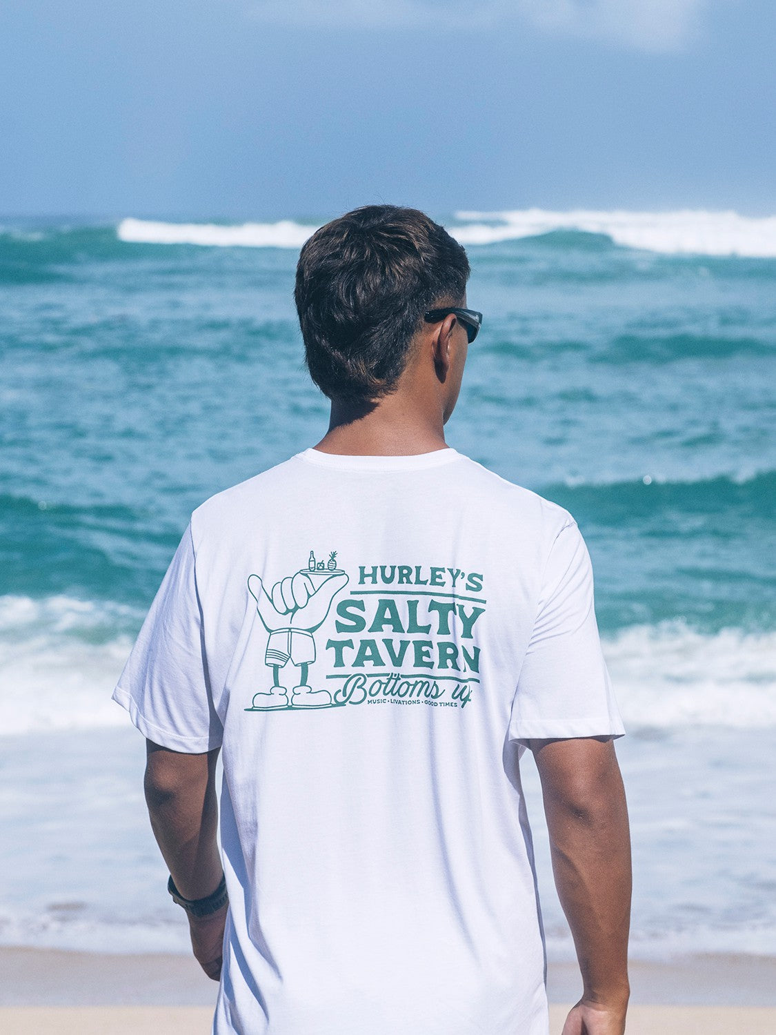 Salty Tavern Short Sleeve | Hurley White T-Shirts